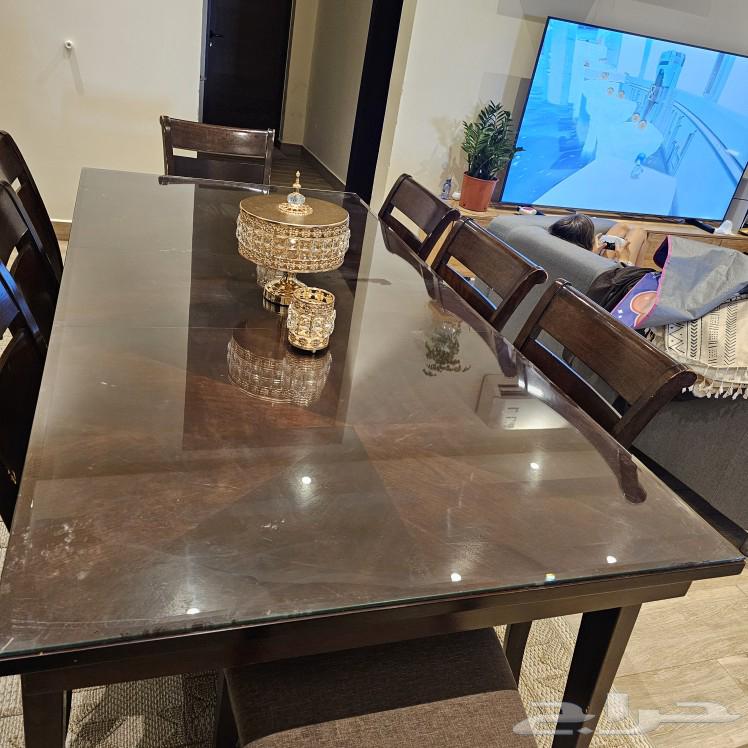 Dining table with 9 chairs64481046197121111