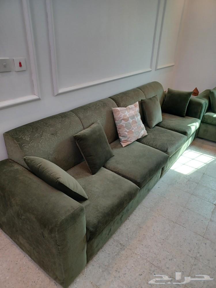 High-quality cabinet in clean, almost new condition64482037217793111