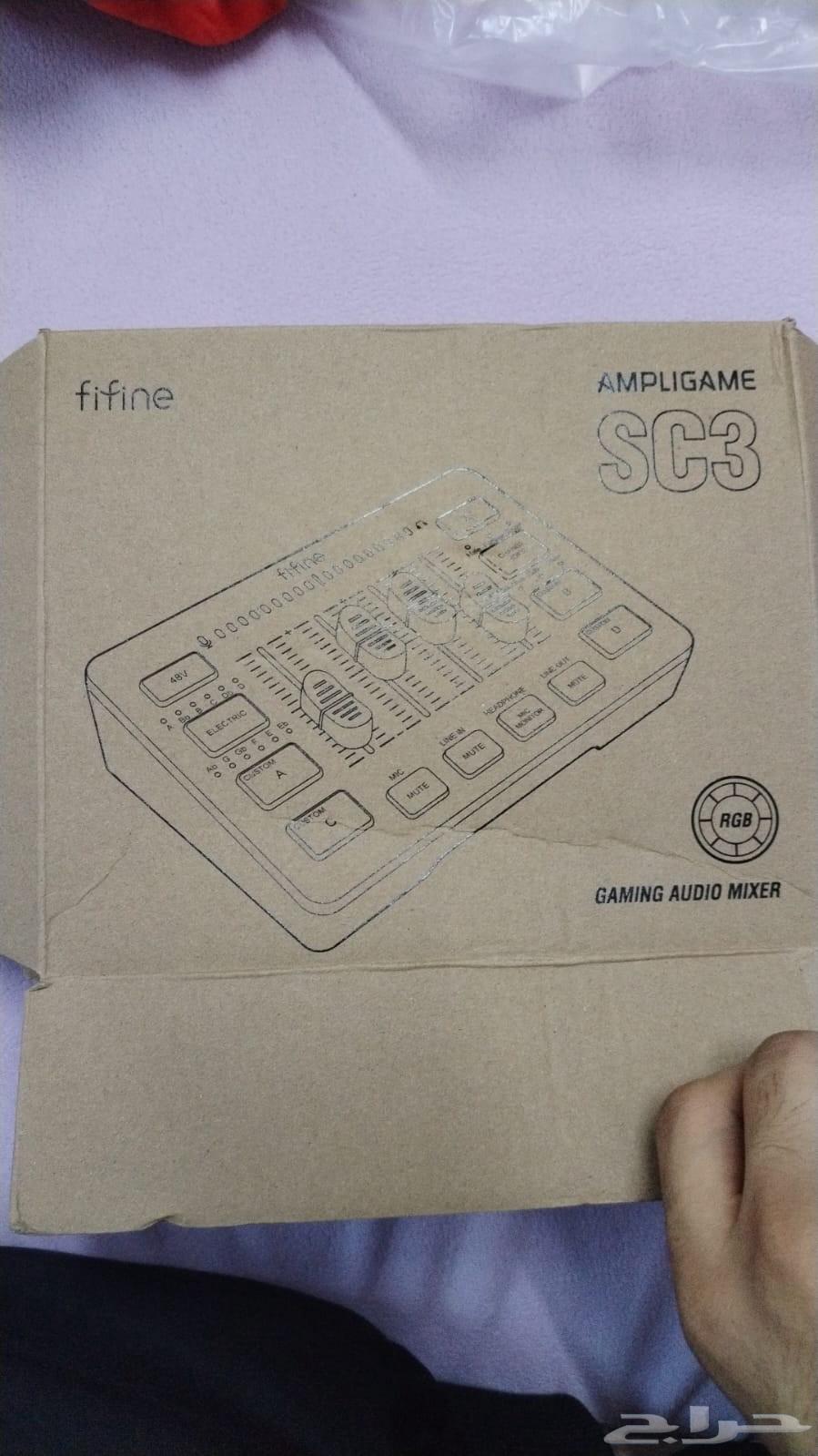 New Fifine SC3 mixer, selling reason is no longer needed - price 100 SAR64481345998337112