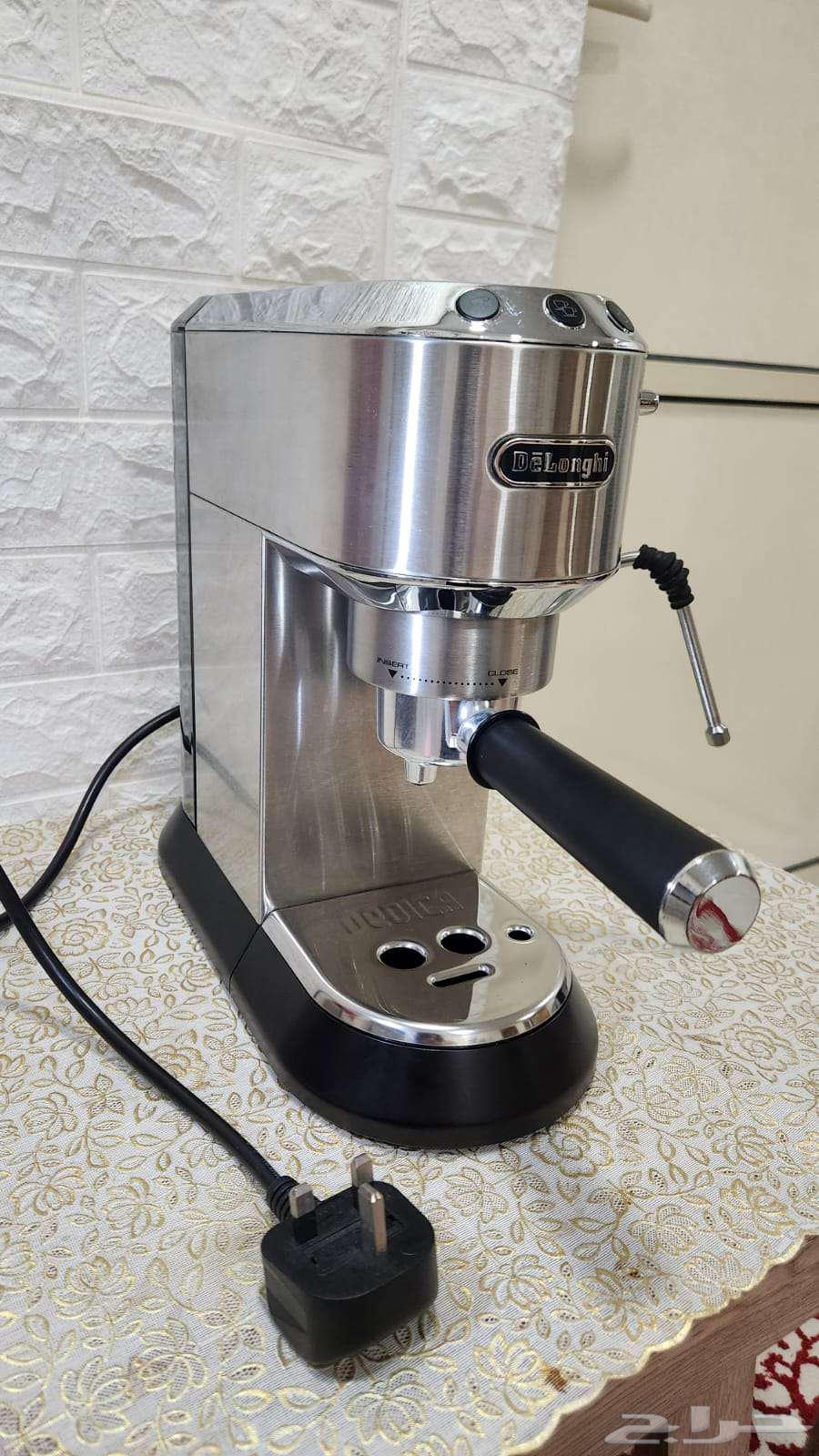 ديلونجي ماكينة لإعداد القهوة بأنواعه الآداء 1300 واط Delongh64480386507393111