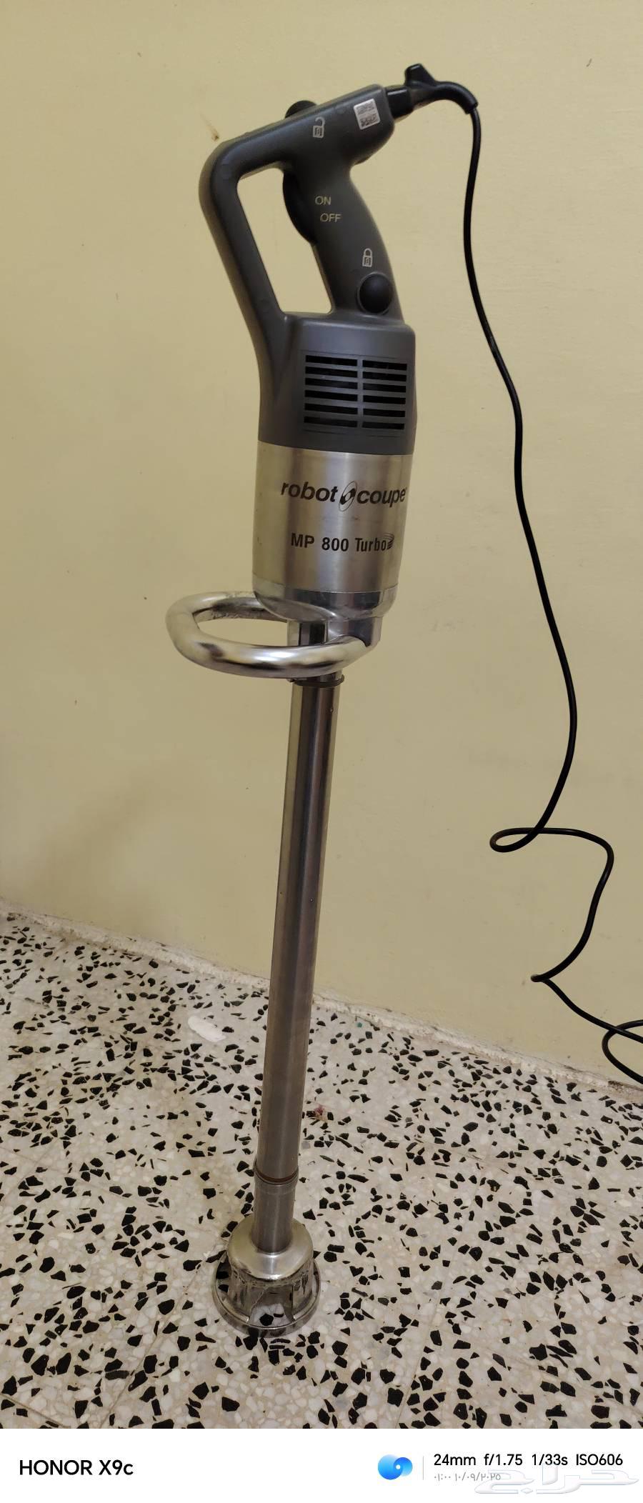 هاند بلندر 800mp استعمال شهرين فقط بحاله ممتازه وجيده جدا64479548992257111