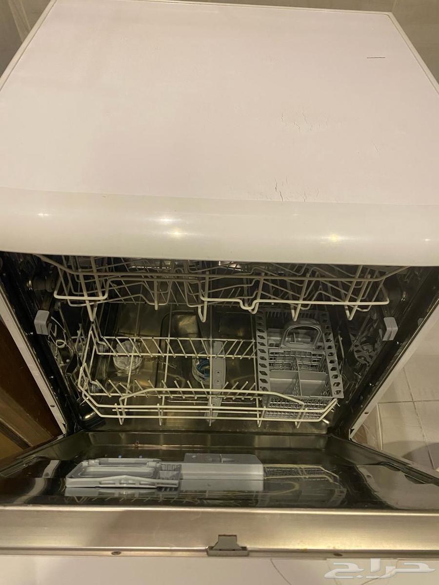 أثاث للبيع كله بحالة ممتازة64483055065859110