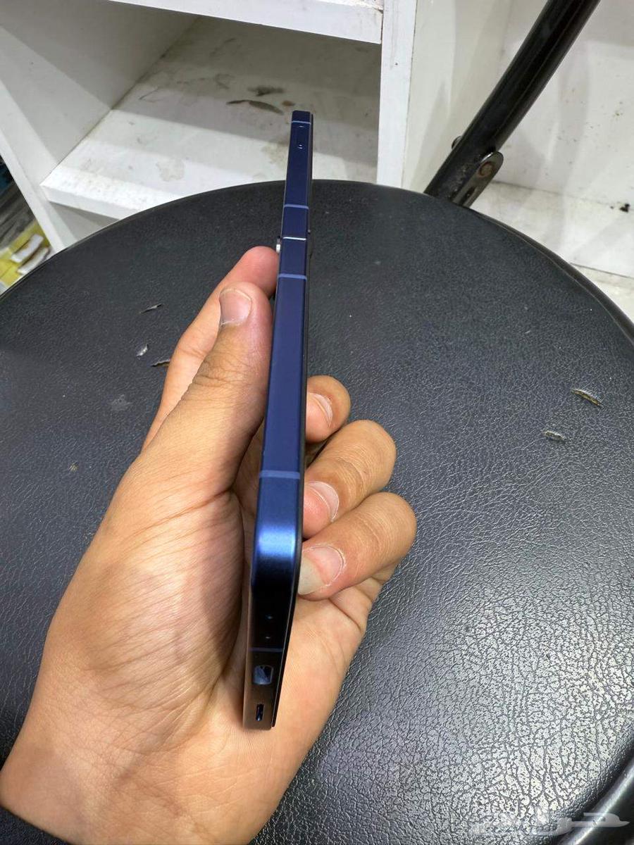 سامسونج زد فلب 256 جيجا استخدام شهر64483743625859113