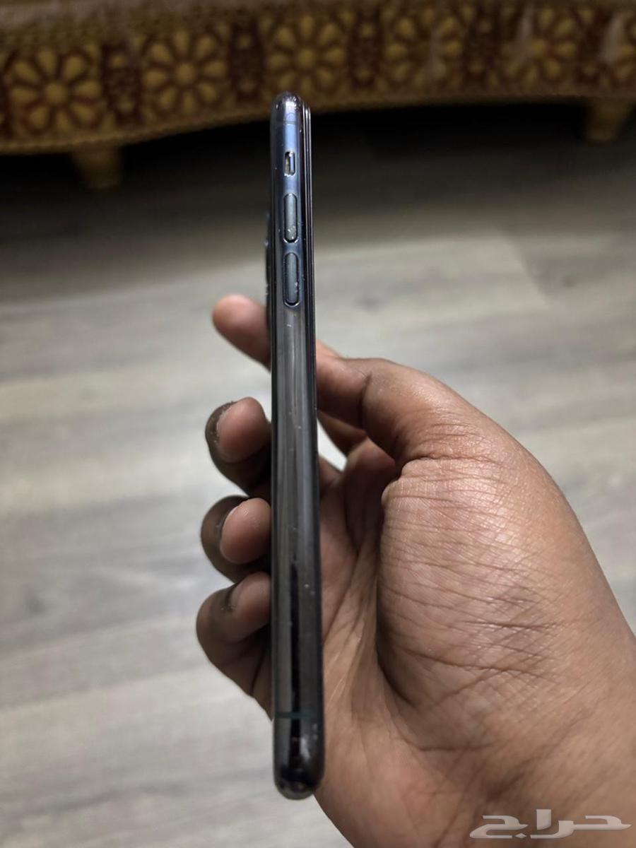 ايفون 11 برو مغير بطاريهوكاااله الجوال نظيف64481005234435111