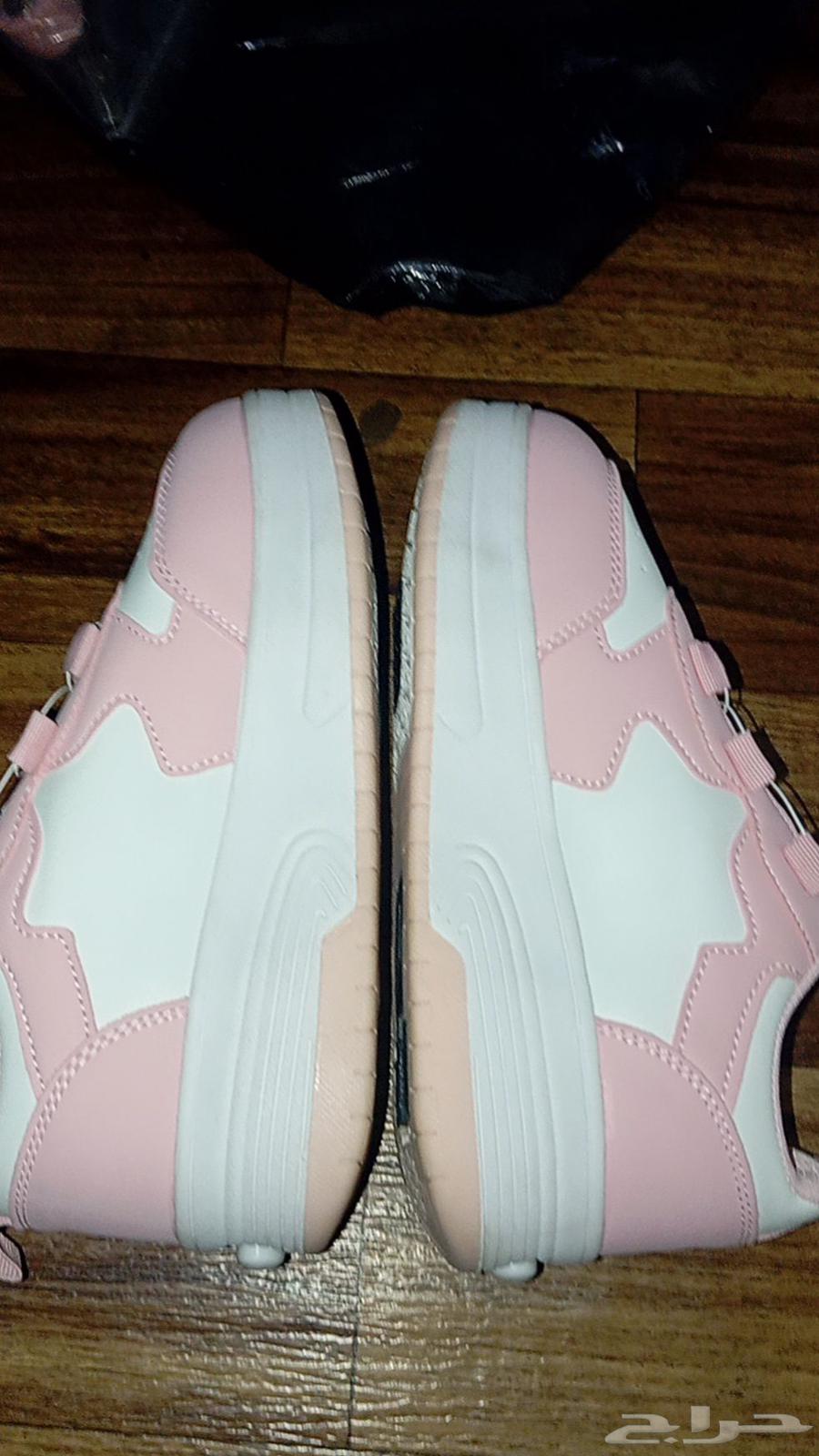 Akramkum Allah shoes with skis64485147922689111