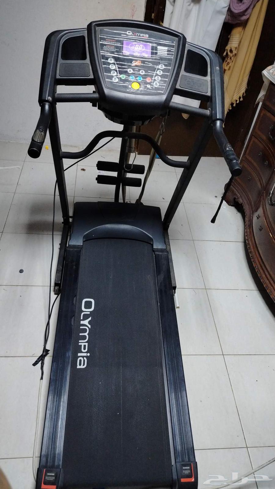 للبيع جهاز سير كهربائي وكيرم حجم كبير64494591310081110