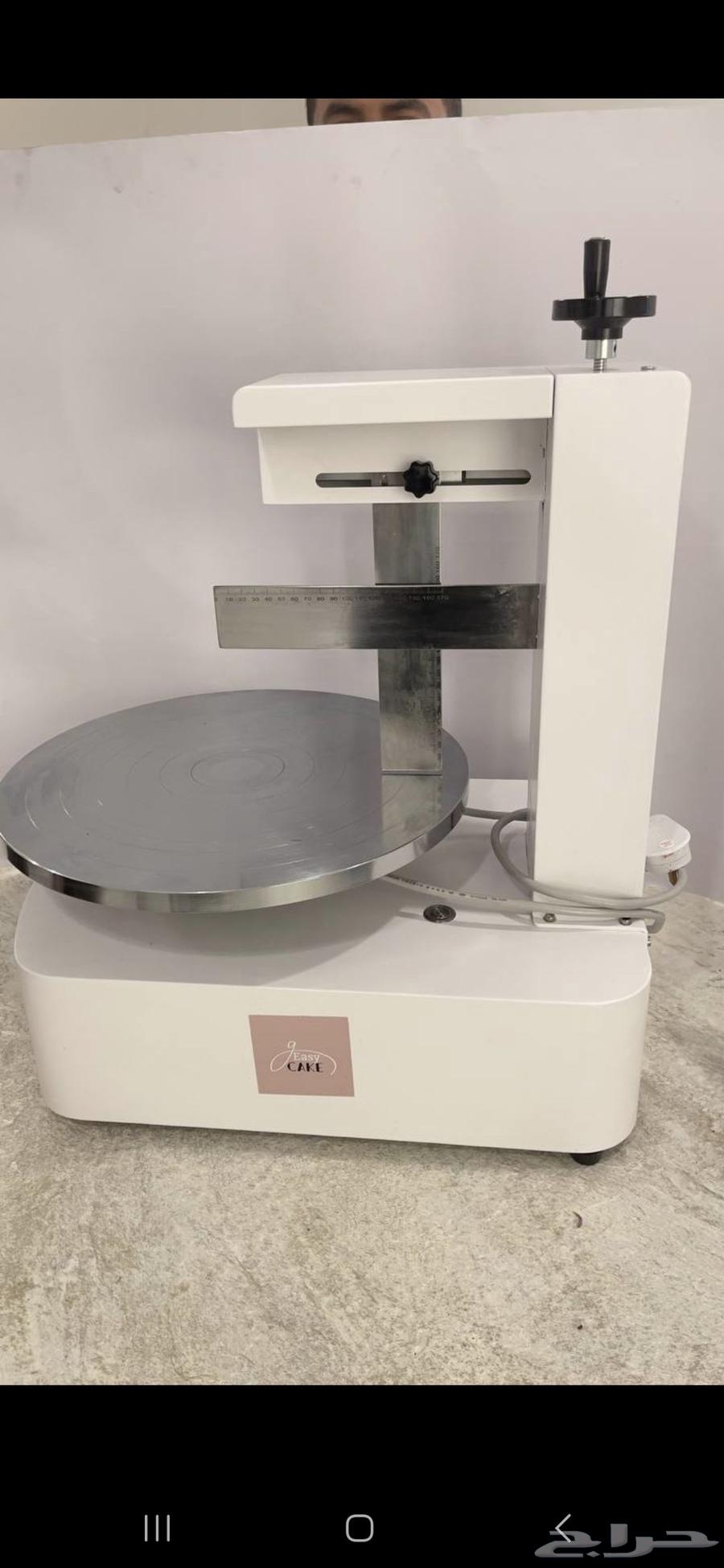 Cake Smoothing Machine for Restaurant Desserts64493043107458111