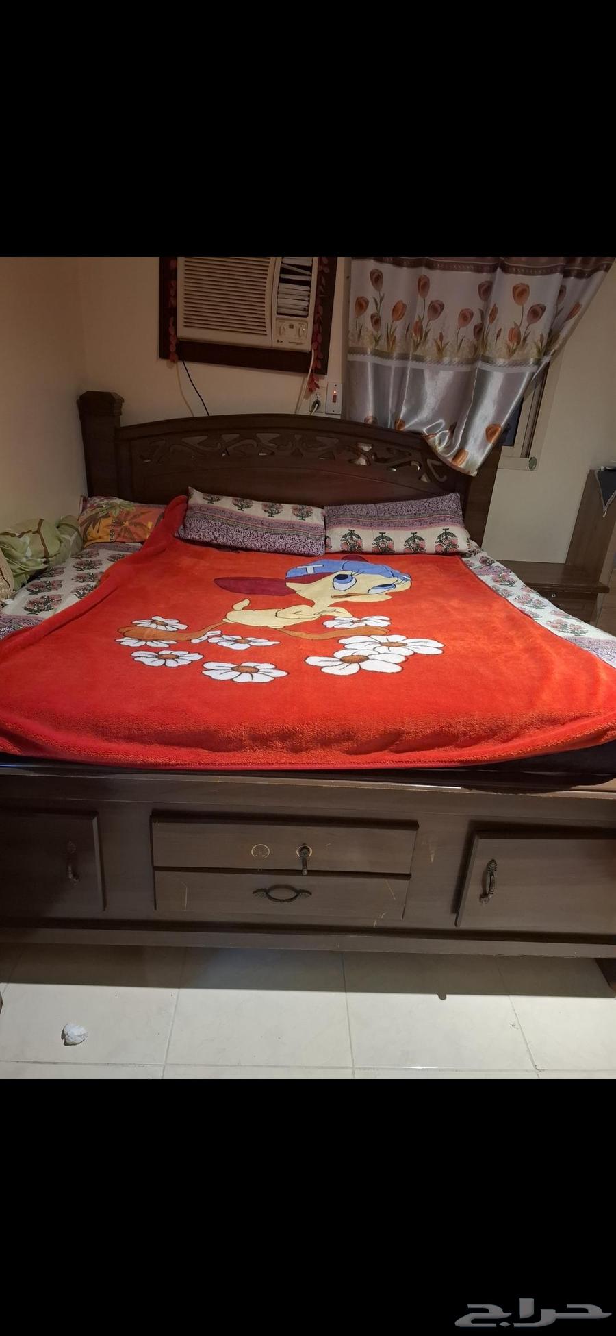 غرفة نوم نضيفة ومتينة للبيع المستعجل 700 ريال64488754951811110