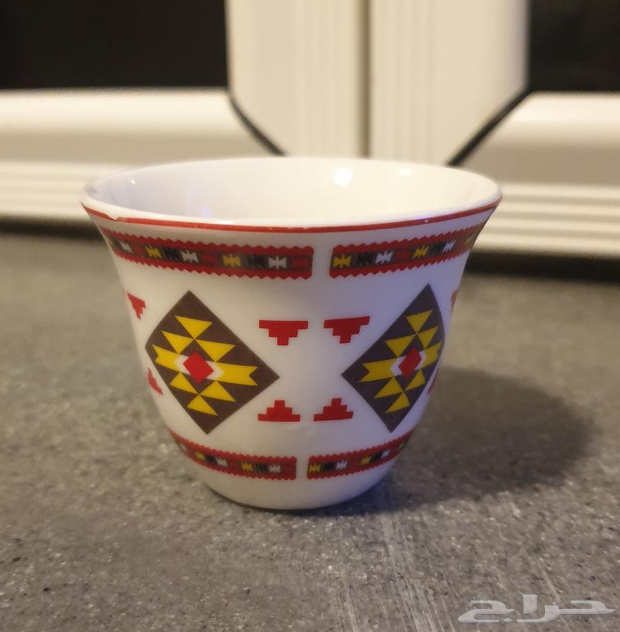 للبيع فناجين جديده نقشه تراثيه عندي تسع درازن64488796644227110