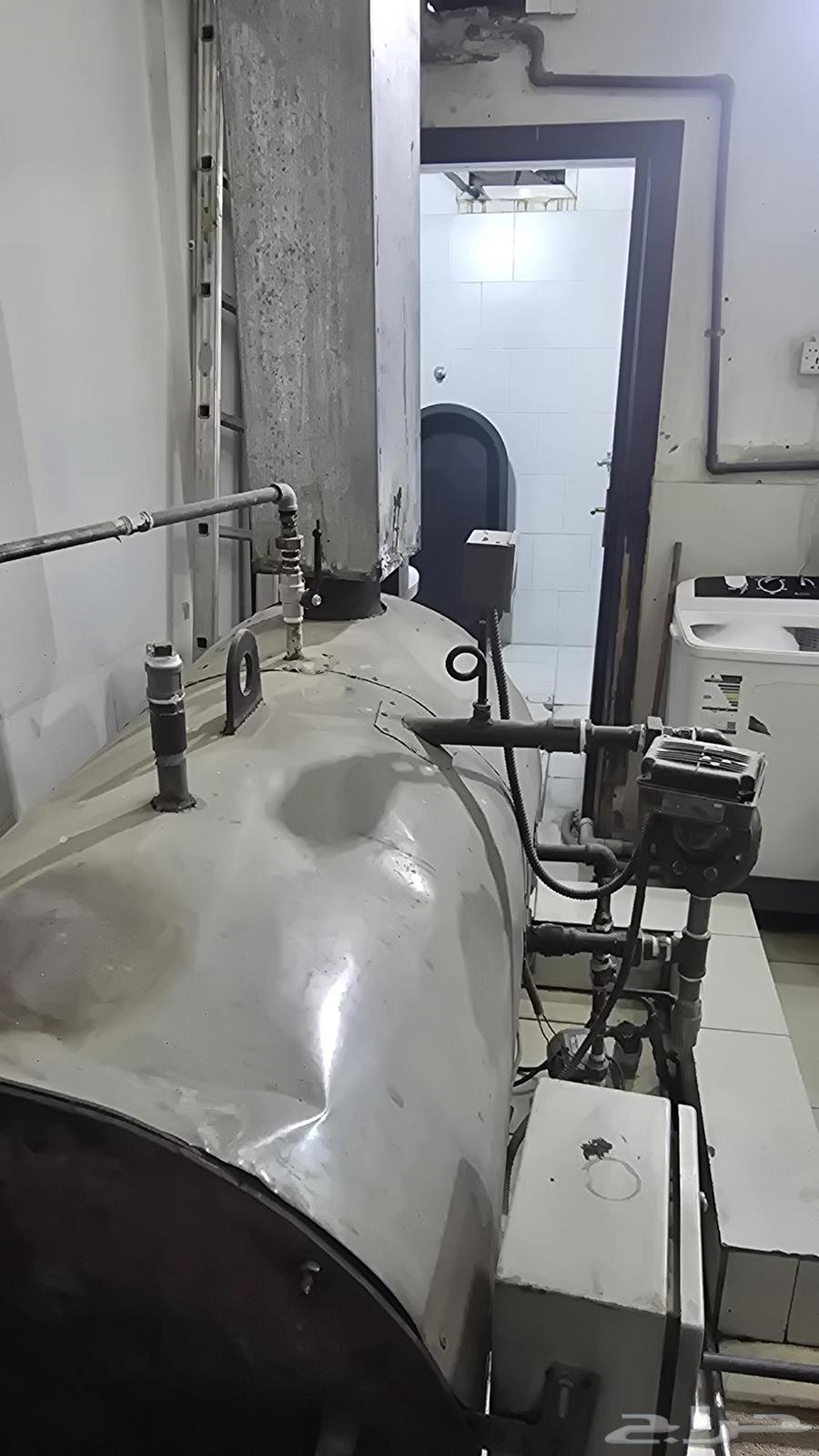 بيلر ديزل طول متر ونص شغال على الشرط مازال راكب في المغسلة64493124291073111