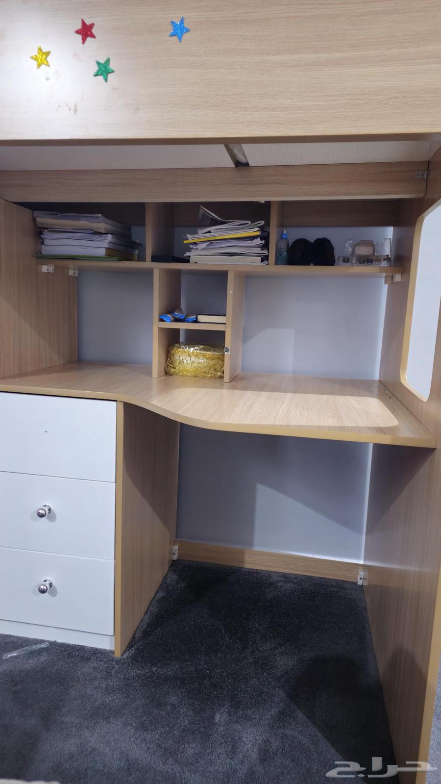 سرير ومكتب وخزانه ملابس64487883411585111