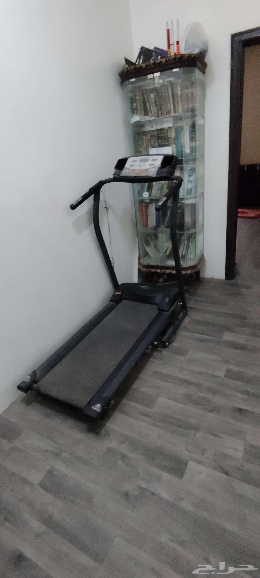 للبيع جهاز سير كهربائي LifeGear بحالة ممتازة ب 75064491211693954112