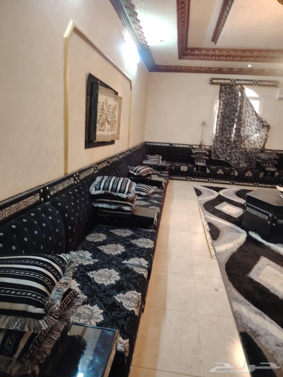 كنب ومجلس للبيع64489517087874114