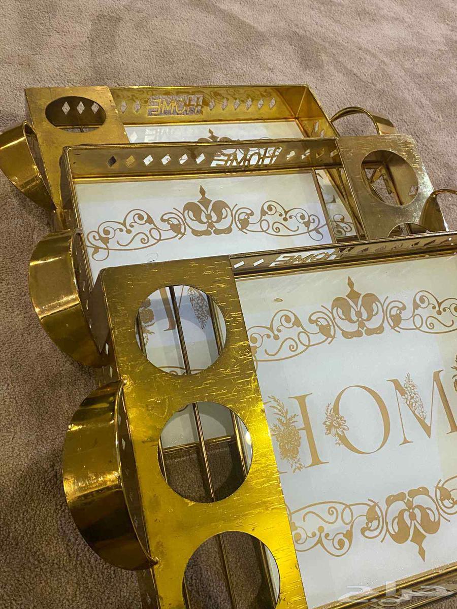 Serving trays64493518765313112