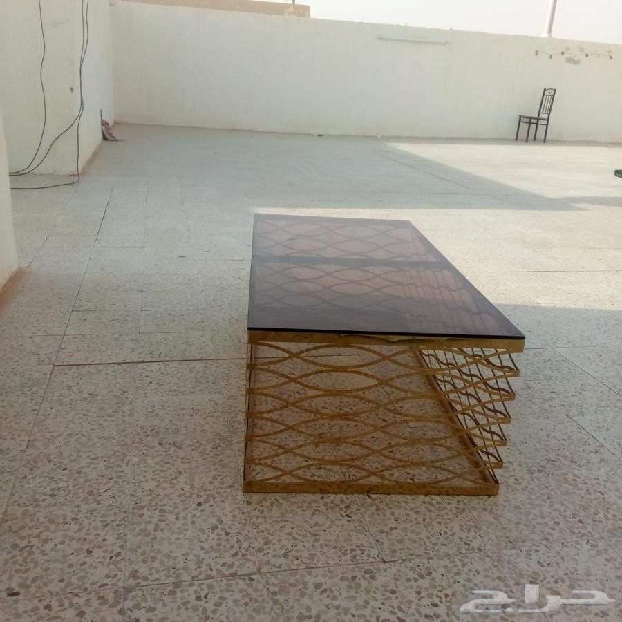 طاولة ( ماصة ) تقديم طعام أو قهوة64491946111235110