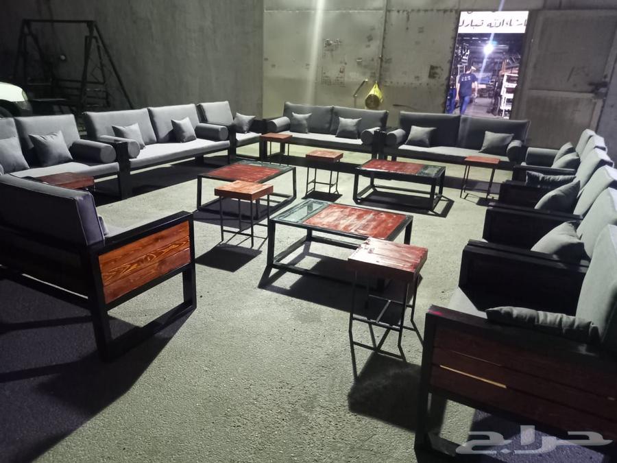 Custom-made outdoor seating with elegant design64489086831362114