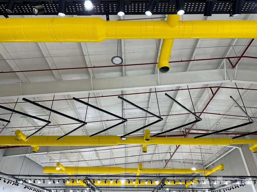 All types of air conditioners with good quality and 7-year warranty for the air conditioner.64465982596225114