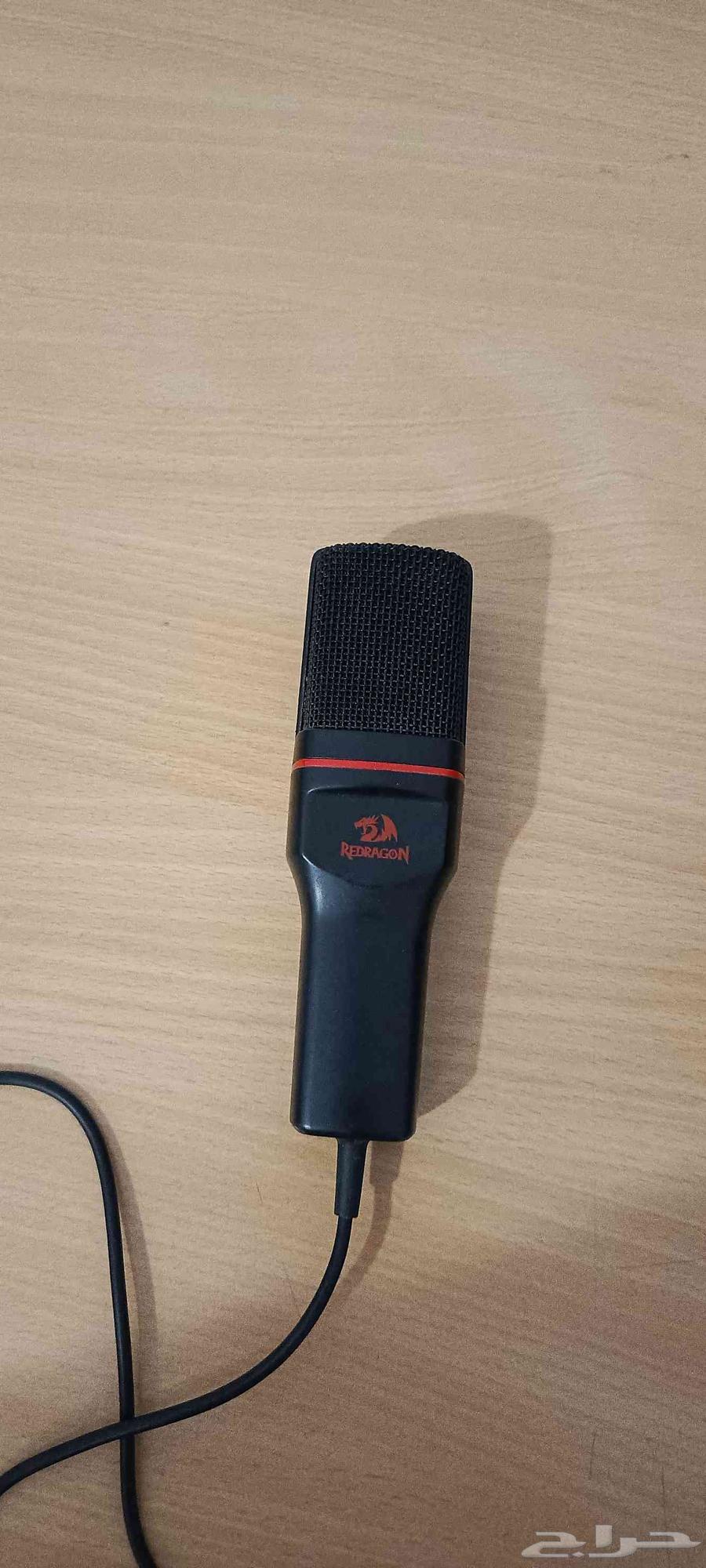 External mic64489572964738111
