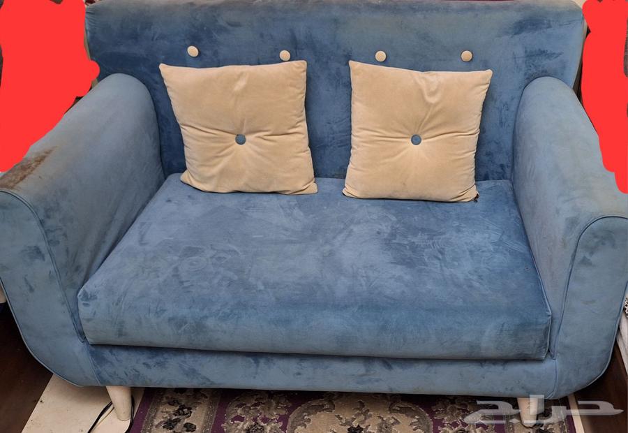 Sofa and two single beds64488435576451113