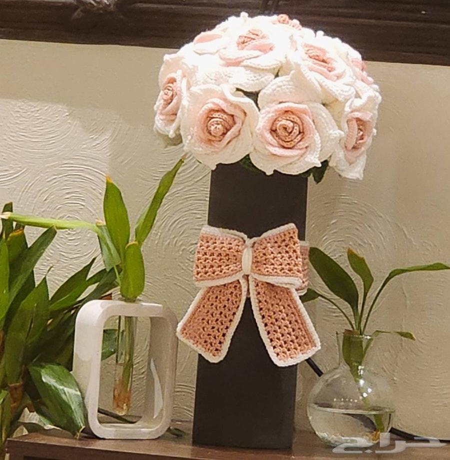 فازة ورد يدوية كروشية64493491646721110