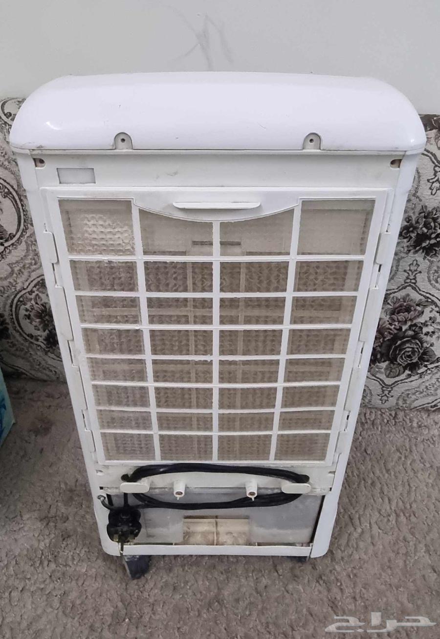 Small desert cooler, electronic panel working and clean. Without float.64488892933889111