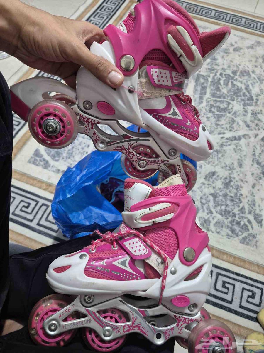 اسكيت اطفال طقمين بناتي وطقم ازرق ولادي64489944635137110