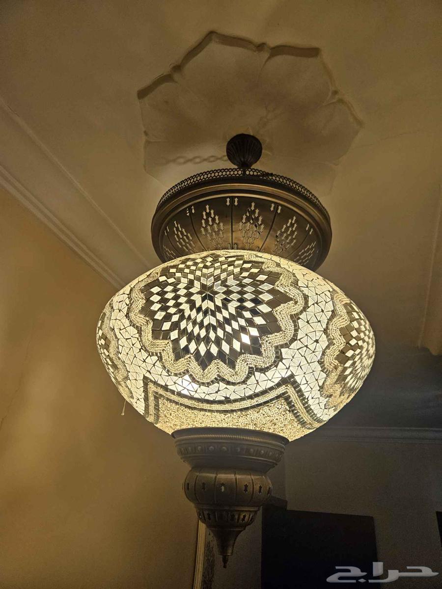 Classic chandelier64486965794049110