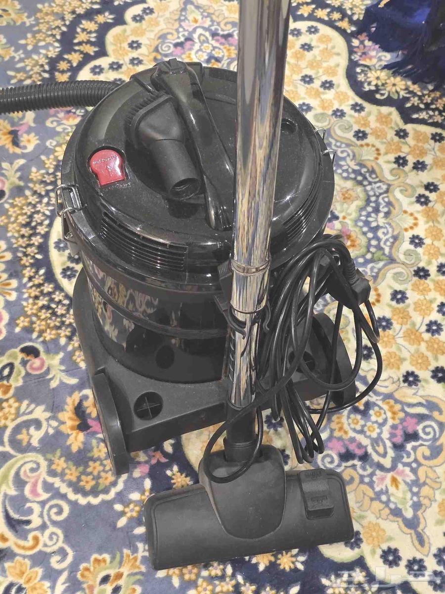 Hoover 15-liter vacuum cleaner with warranty, very light use, like new condition64492894367874112