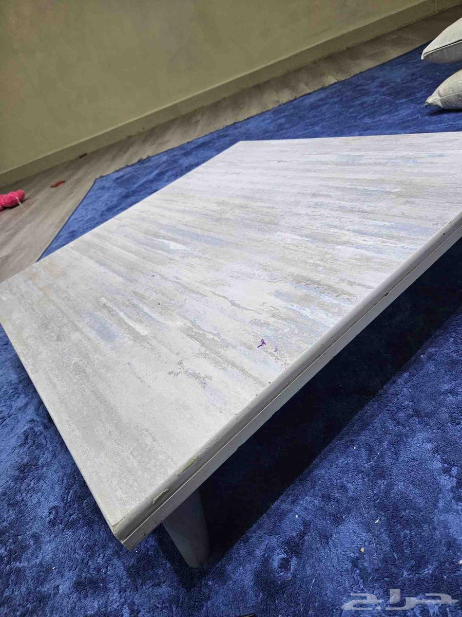 طاولة خدمة ارضية تم البيييع64491455440257110