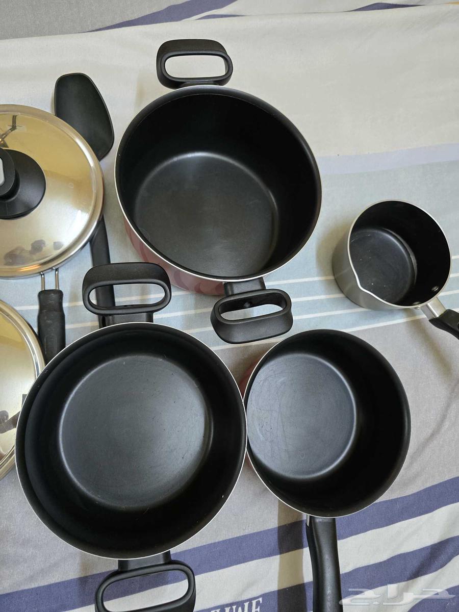 قدر تيفال فرنسي مقاس 22 20 18 ثلاث حبة مستهدم بسيط و14 هدية64490055502339111