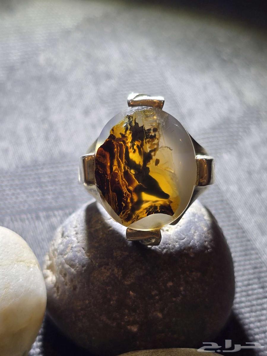 Yemeni agate ring with clear and distinct image, no flashlight required64493245796867110