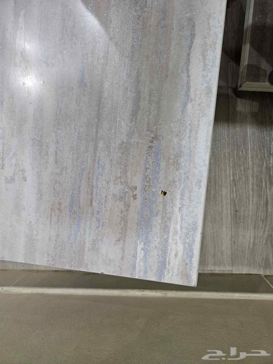 طاولة خدمة ارضية تم البيييع64491455440257111