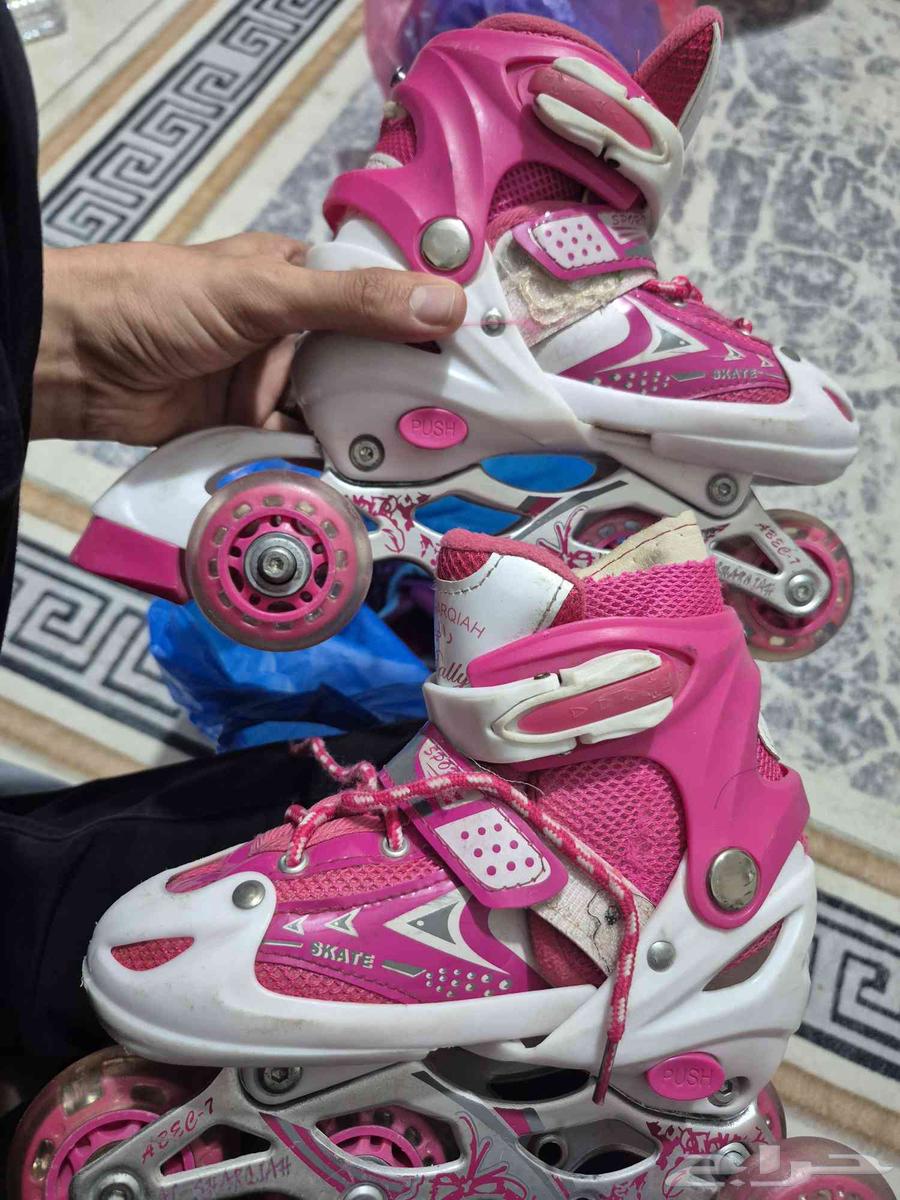 اسكيت اطفال طقمين بناتي وطقم ازرق ولادي64489944635137111