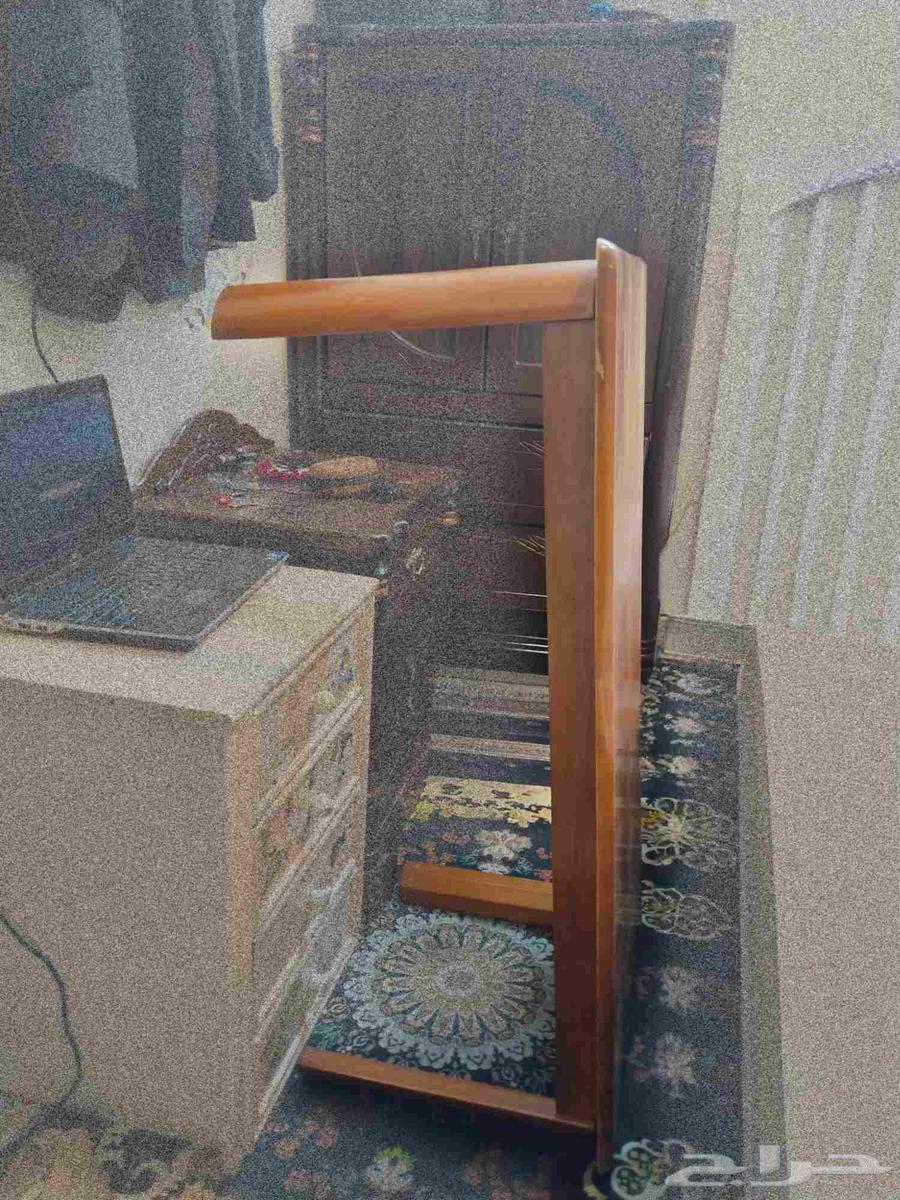 طاولة طعام كبيره للبيع64493423640577110