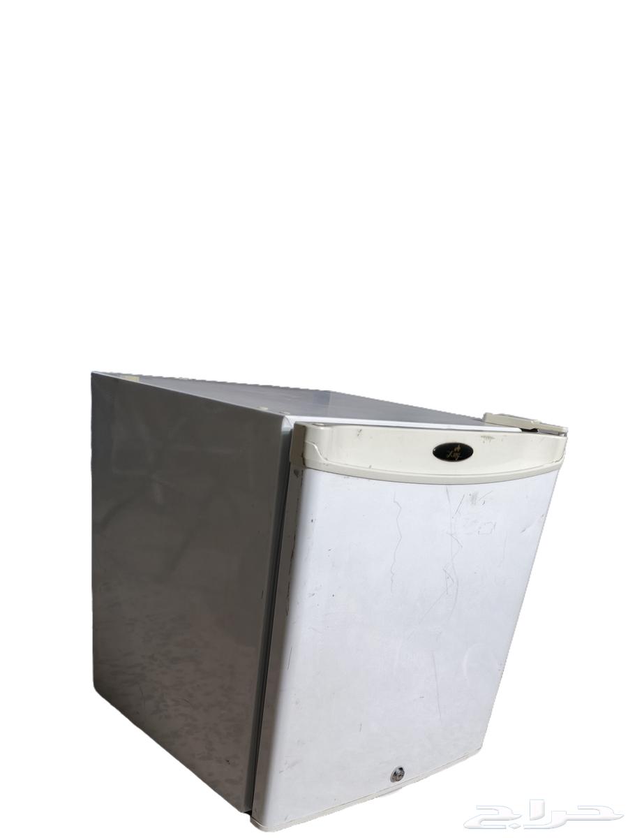 ثلاجة صغيرة للبيع64488229450113114