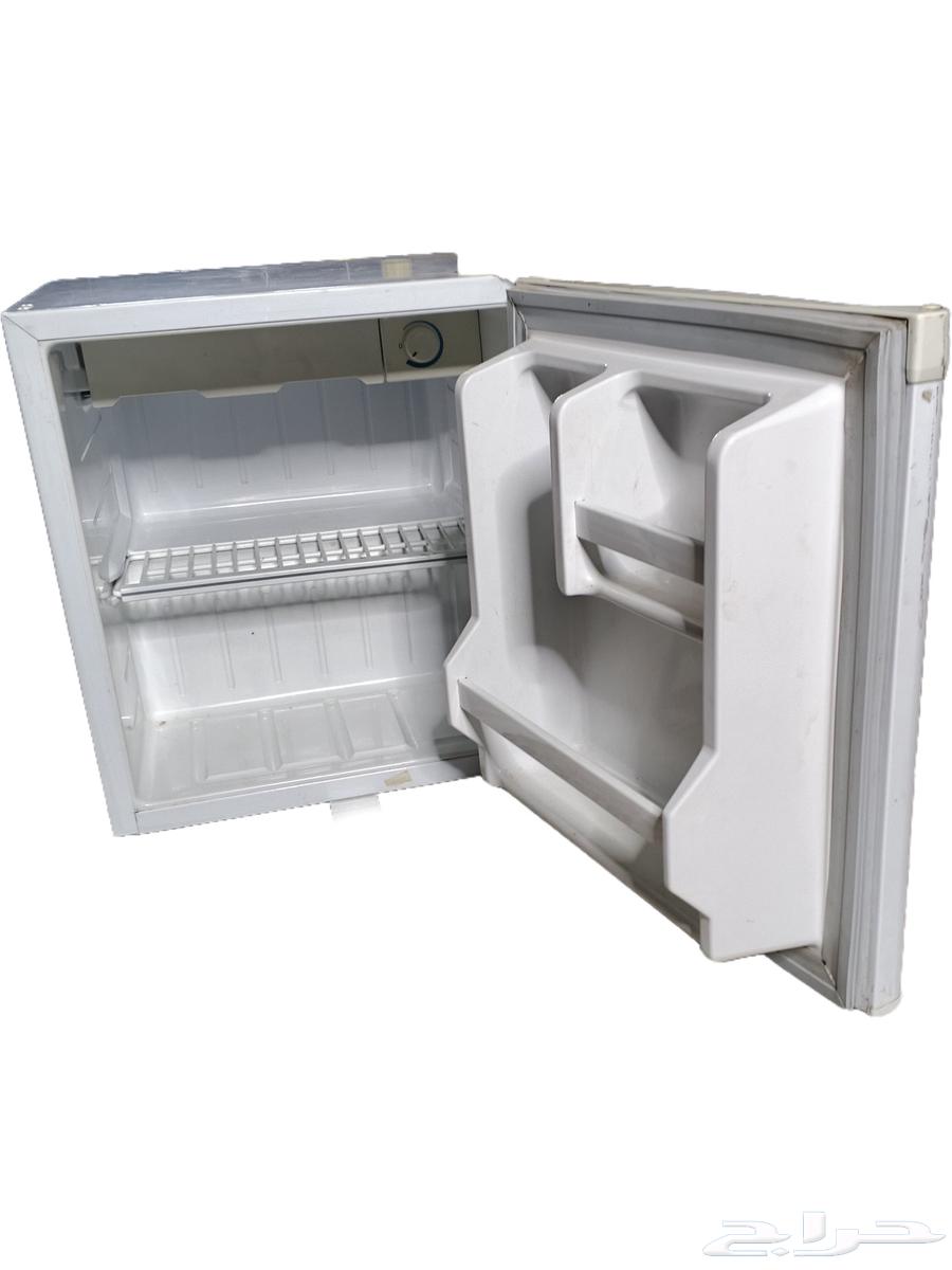 ثلاجة صغيرة للبيع64488229450113111