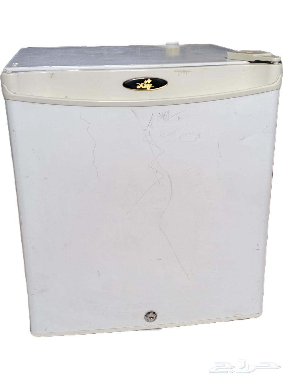 ثلاجة صغيرة للبيع64488229450113110