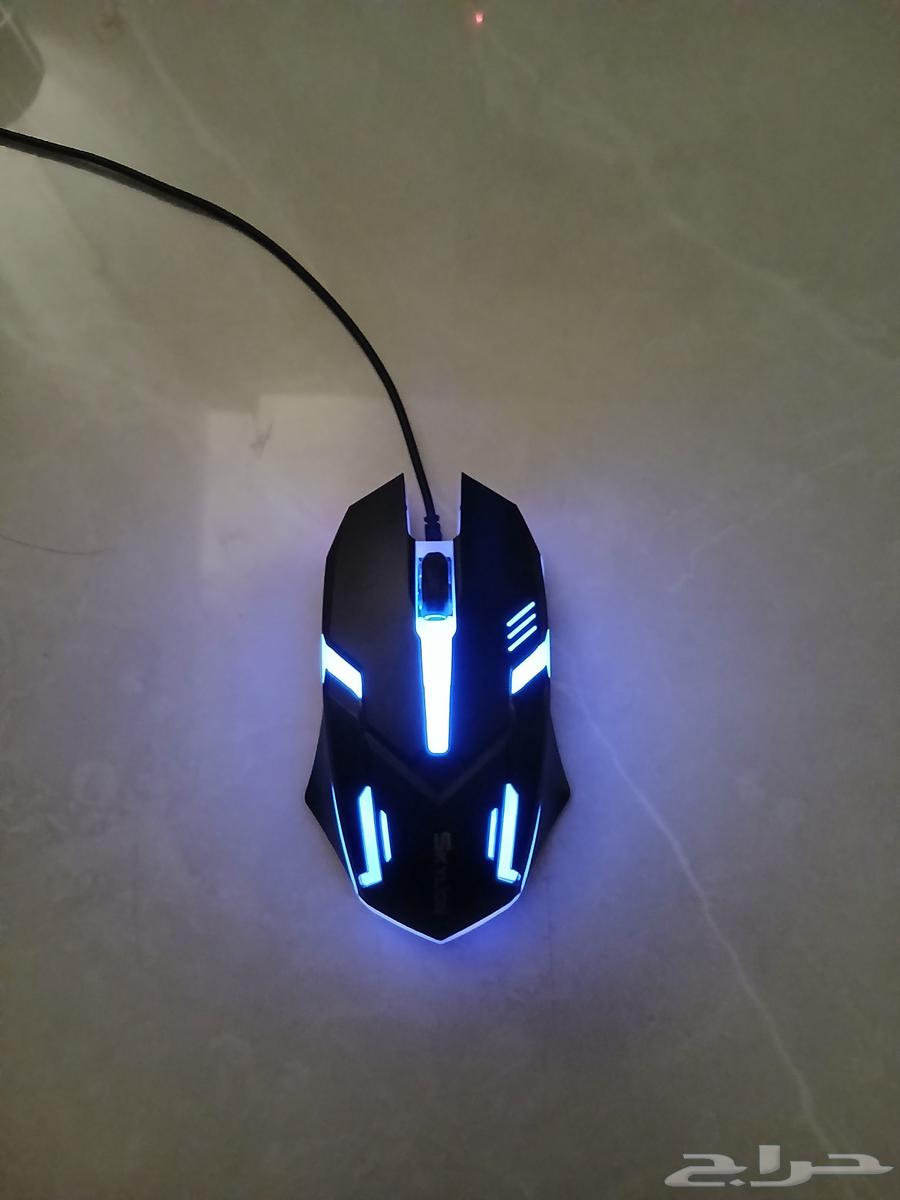 Hello, I have a keyboard, mouse pad, and mouse64494813363457110