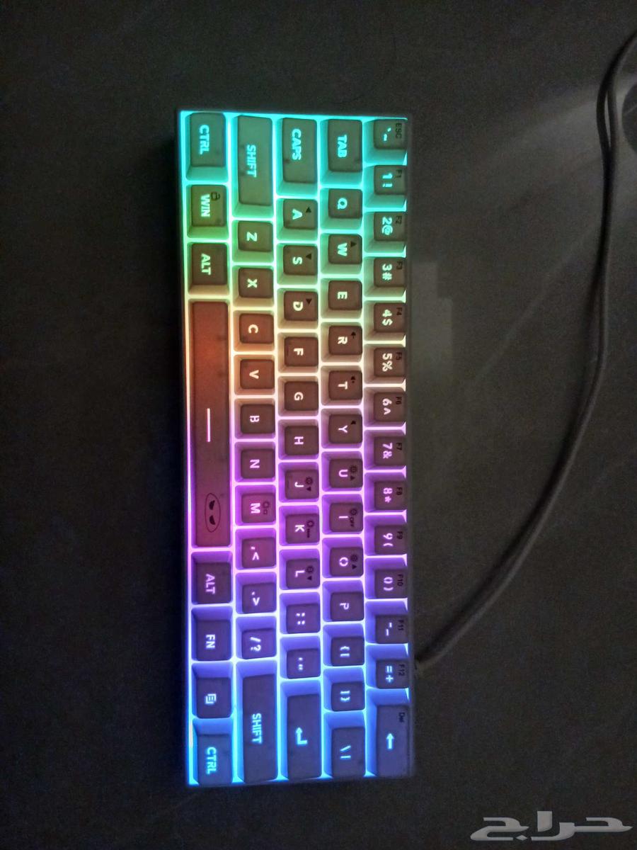 Hello, I have a keyboard, mouse pad, and mouse64494813363457111