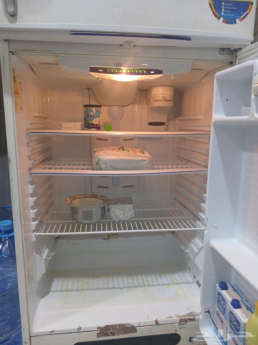 Refrigerator for sale, must have cooling and freezing function64488463388417113