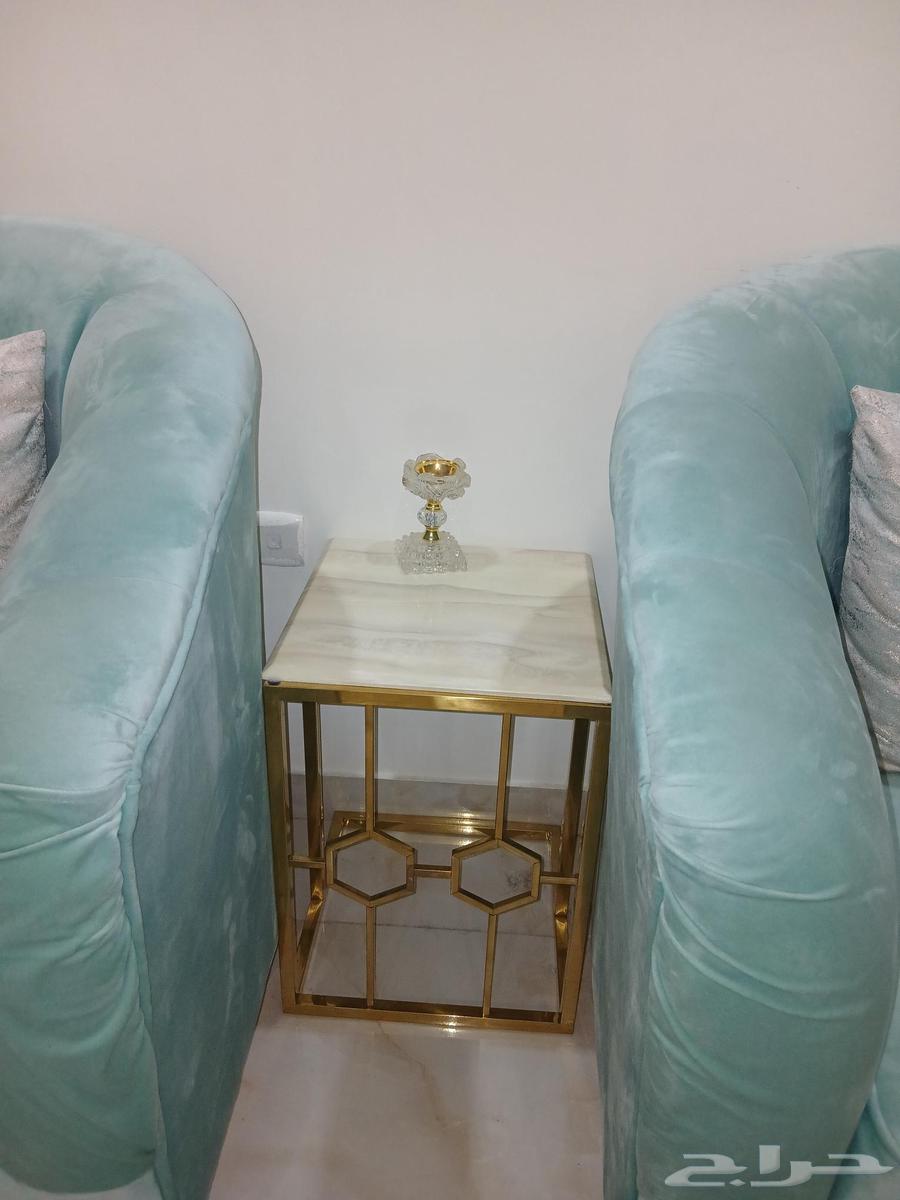 مدخل رخام واستيل ذهبي وطاولات خدمه 6 بطاوله كبيه64486357553153110