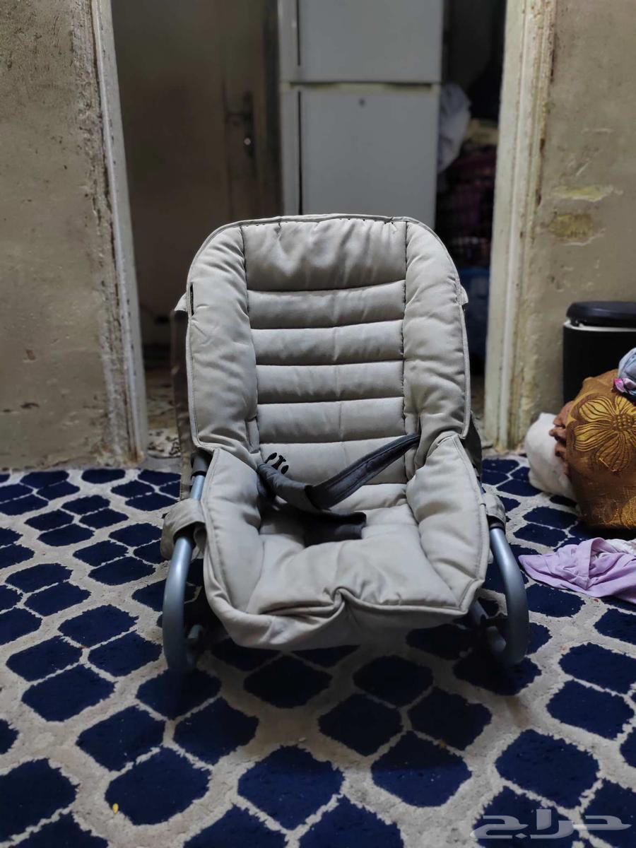 الة كواية ملابس وكرسي اطفال للبيع64494263684739113