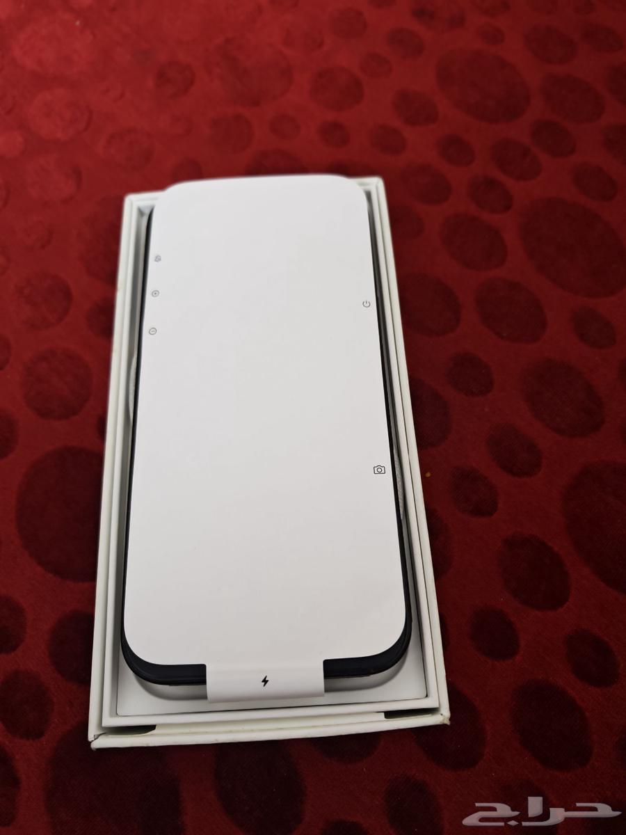 iPhone 16 Pro Max64490858395907111