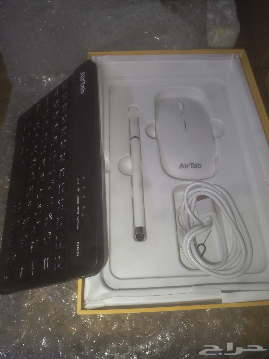 A new tablet that hasn't been used yet64489433716097114