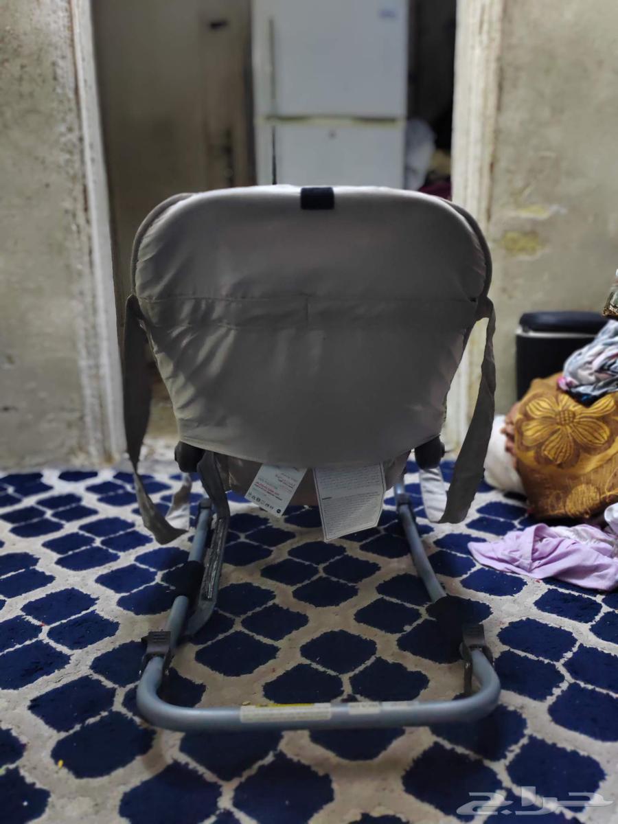 الة كواية ملابس وكرسي اطفال للبيع64494263684739112