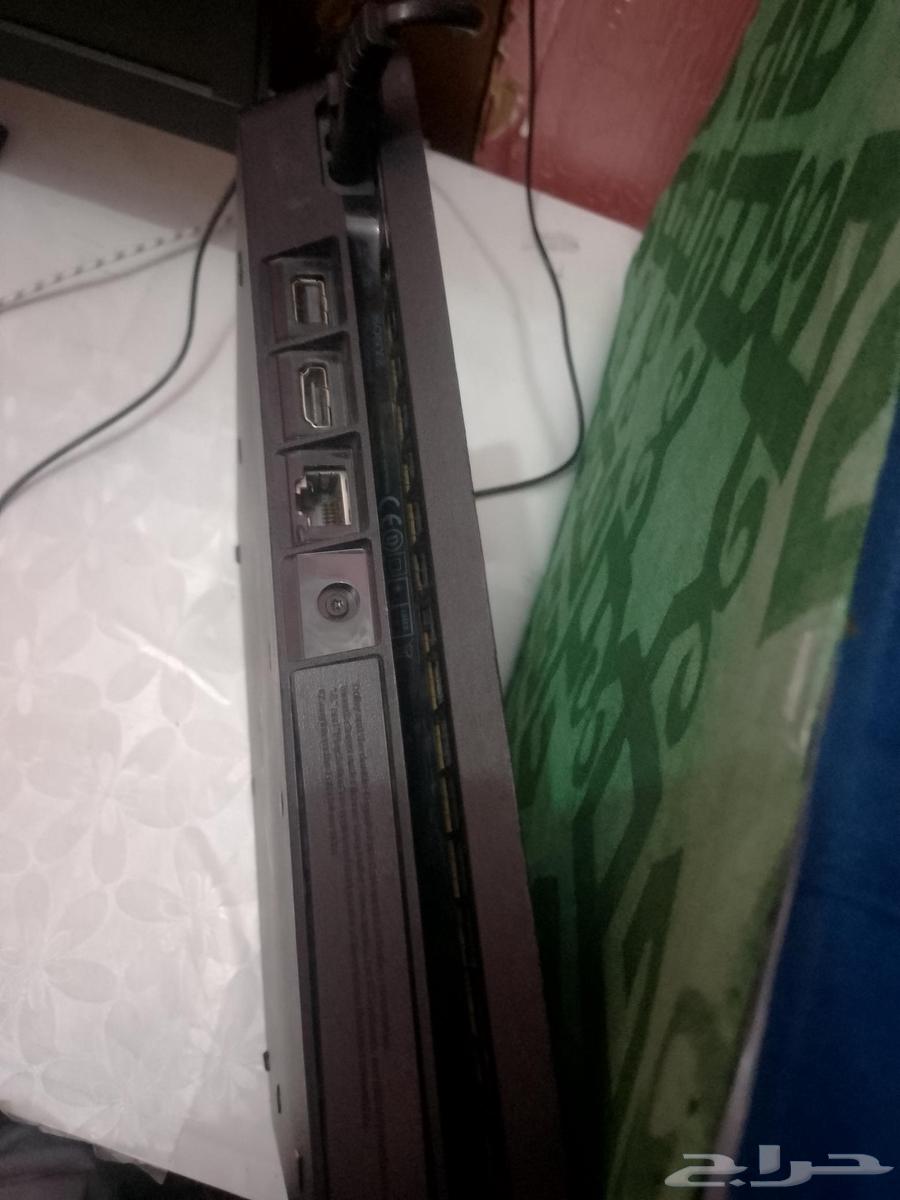 Sony 4 has nothing wrong with it, never dropped or anything, price was 500, lastly 45064491605723267110