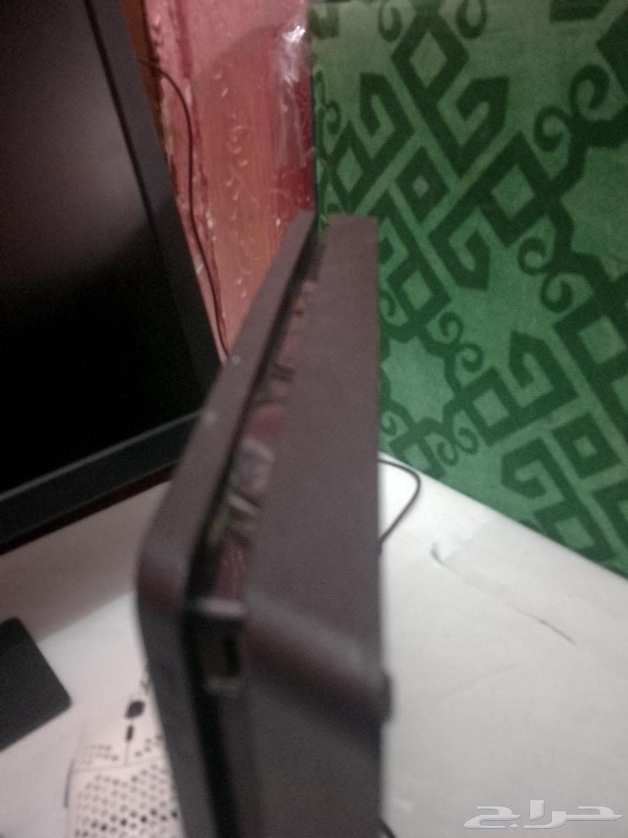 Sony 4 has nothing wrong with it, never dropped or anything, price was 500, lastly 45064491605723267114