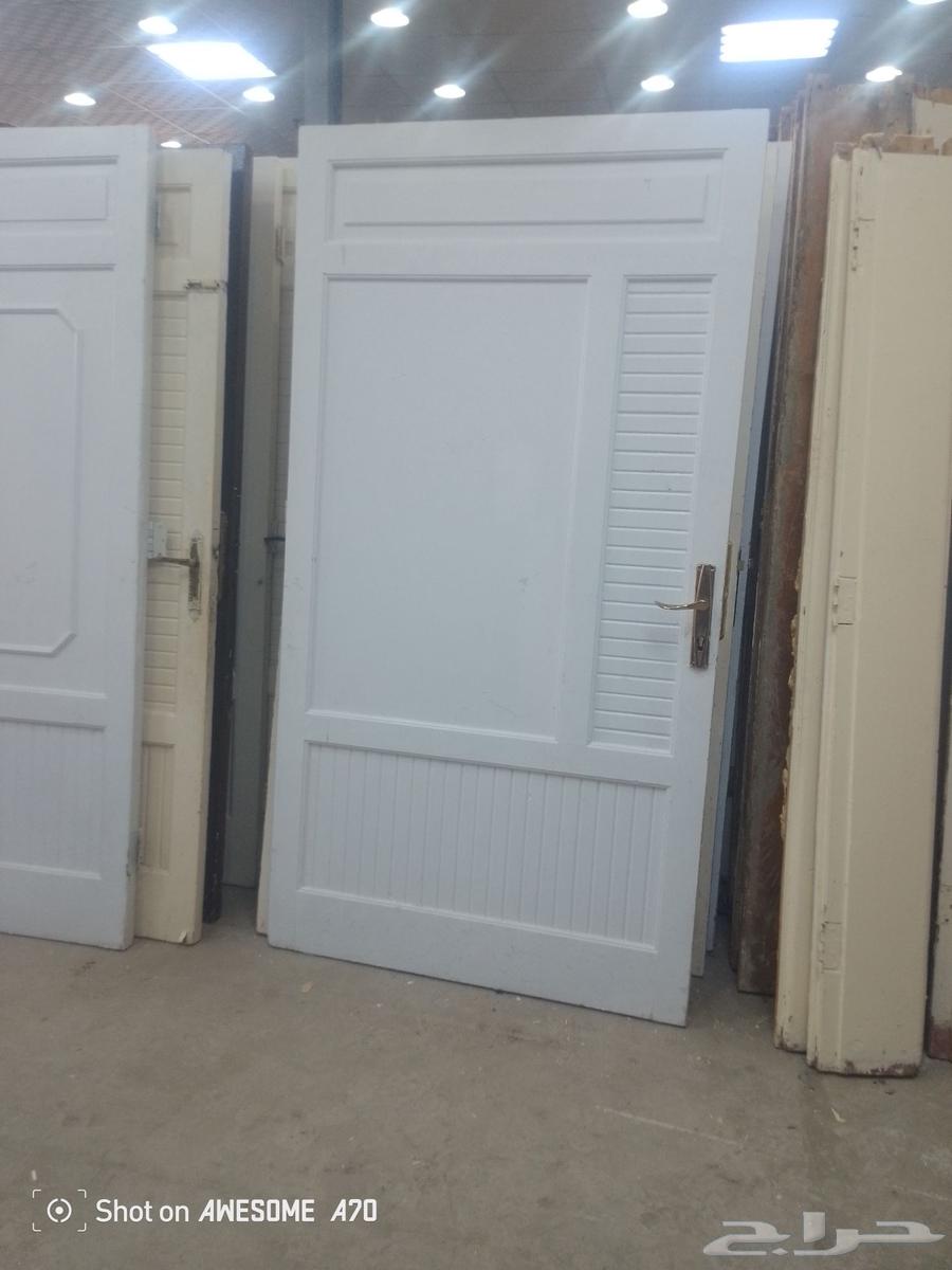 لدينا جميع انواع الابواب الخشب والشبابيك المنيوم ونشتري جميع64488892916481112