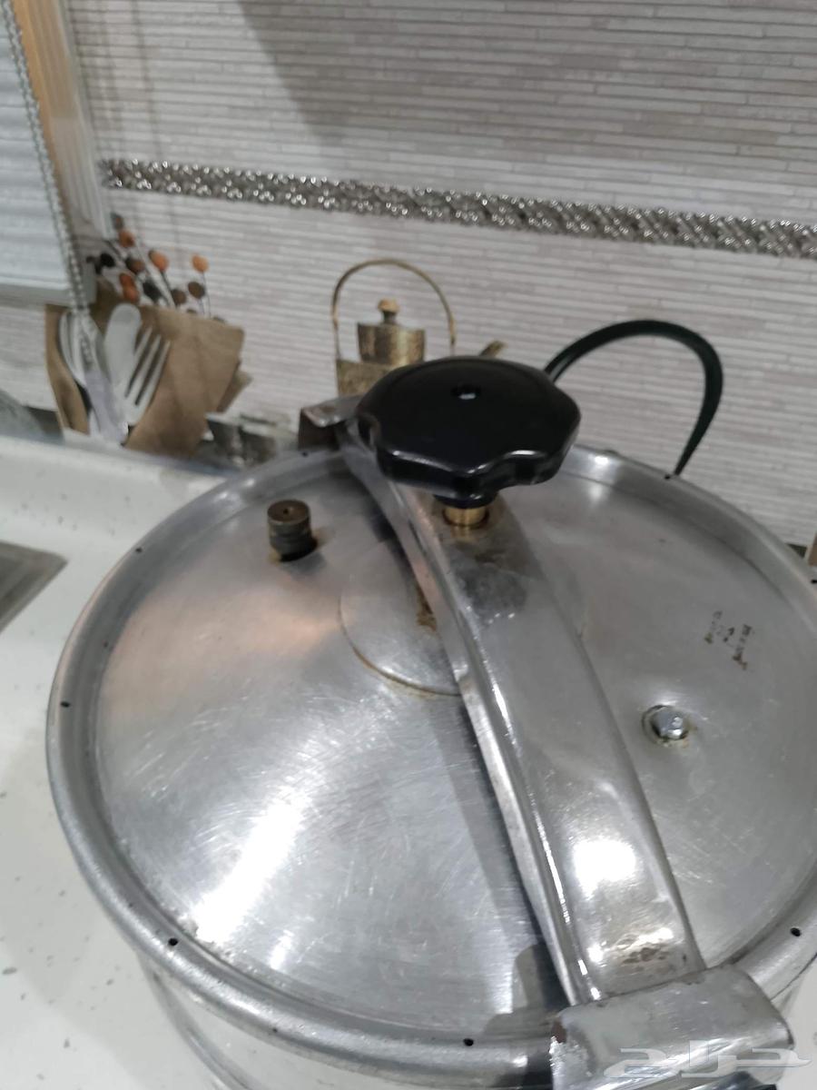 قدر ضغط كاتم إيراني نادر 15.8لتر ب 190 ريال64490811362305114