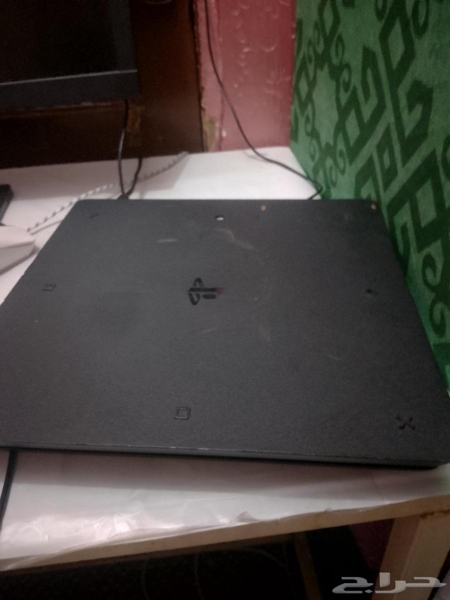 Sony 4 has nothing wrong with it, never dropped or anything, price was 500, lastly 45064491605723267111